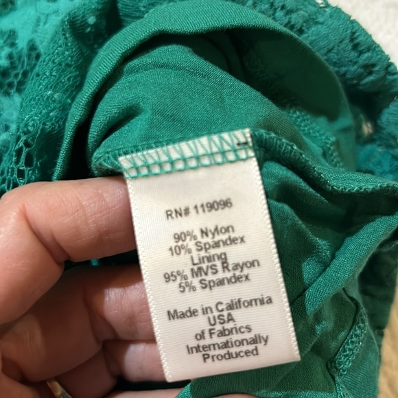 Nightcap Emerald Green Lace dress. NIOP. Size 1/XS - Picture 7 of 8